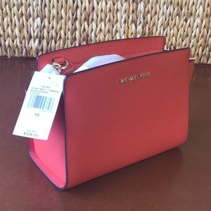 NWT MICHAEL Michael Kors Selma Messenger Bag